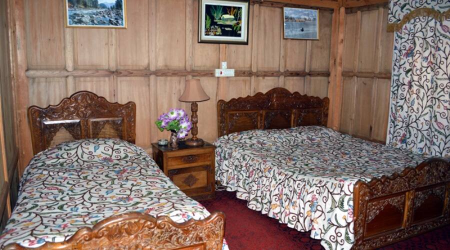 Sea Hawk Houseboat, Srinagar 5